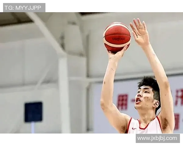 余嘉豪的成长之路与篮球梦想的追逐历程解析 余嘉豪的成长之路与篮球梦想的追逐历程解析